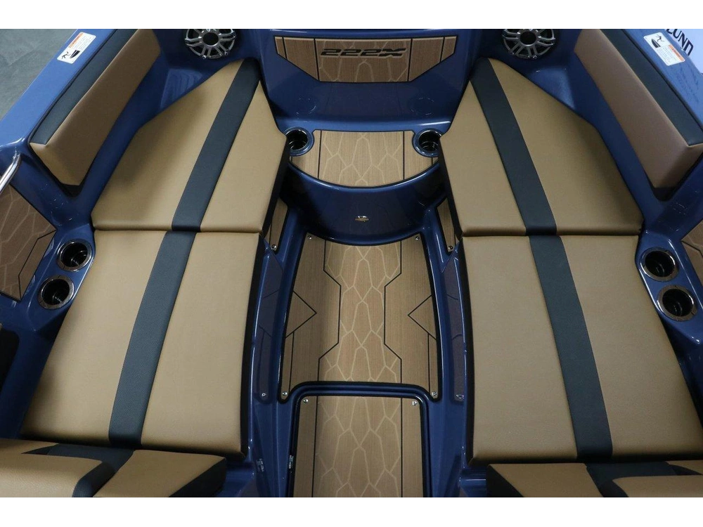 2026 Yamaha 222xd alt