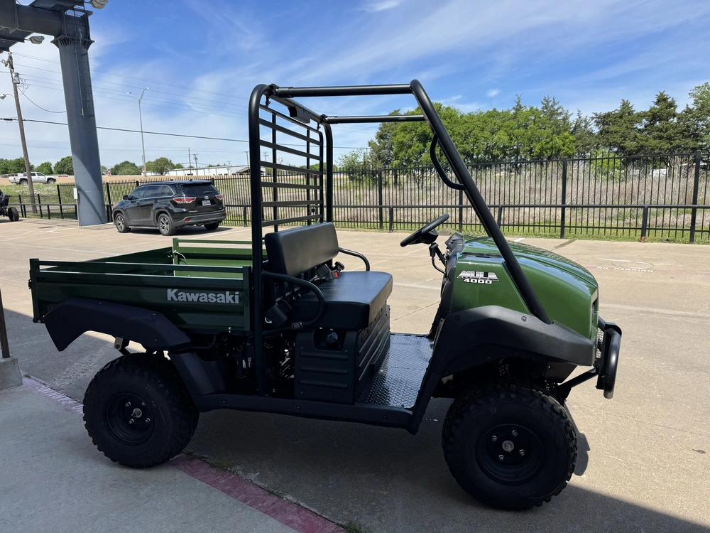 2026 Kawasaki Mule™ 4000 4000 alt