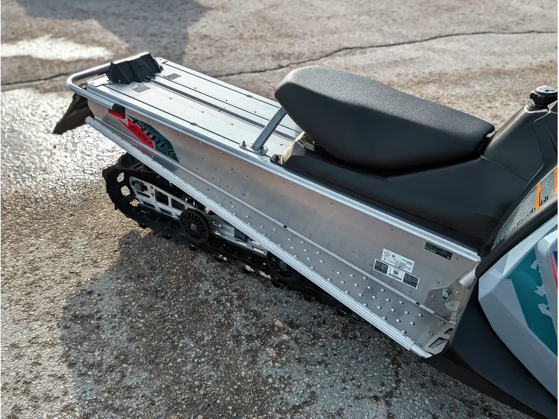 Polaris 550 RMK EVO 144 // Stealth Gray w/ Electric Visor Plug 2024