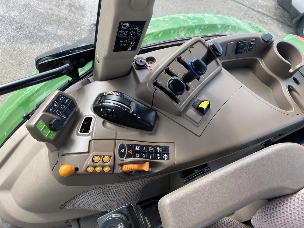 2020 John Deere 5125r alt