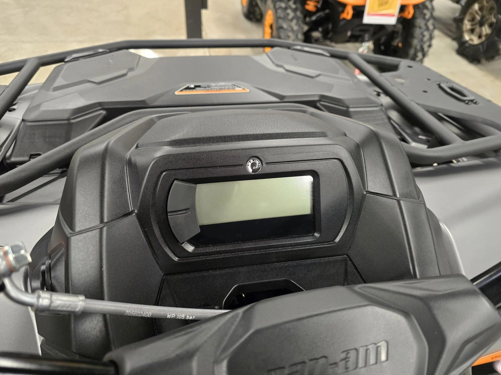 2026 Brp Outlander Max Xt 700 alt