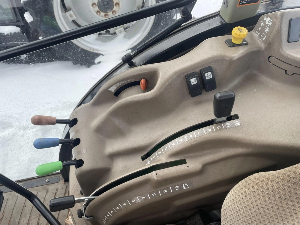 2017 John Deere 5090gn alt