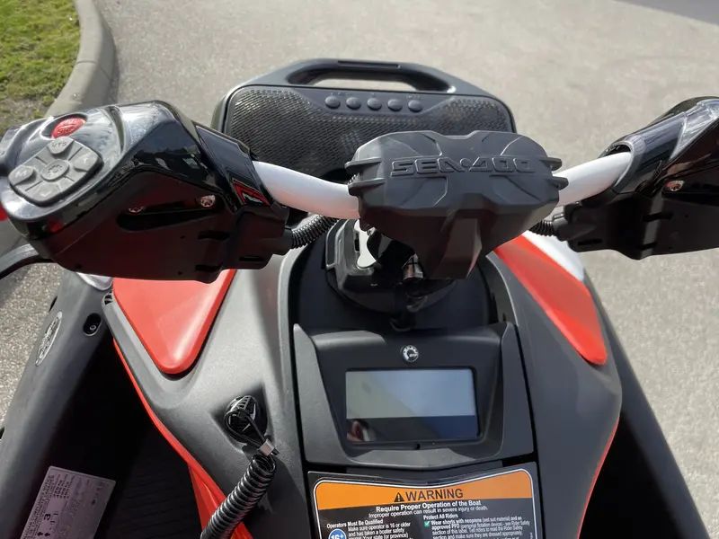 2026 Sea-Doo SPARK™ 3UP TRIXX 90 (Sound system)