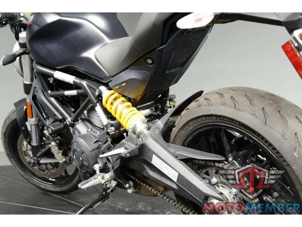 2018 Ducati Monster 797 Plus Dark Stealth alt