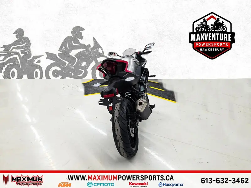 2026 CFMOTO 300 SS thumbnail 4