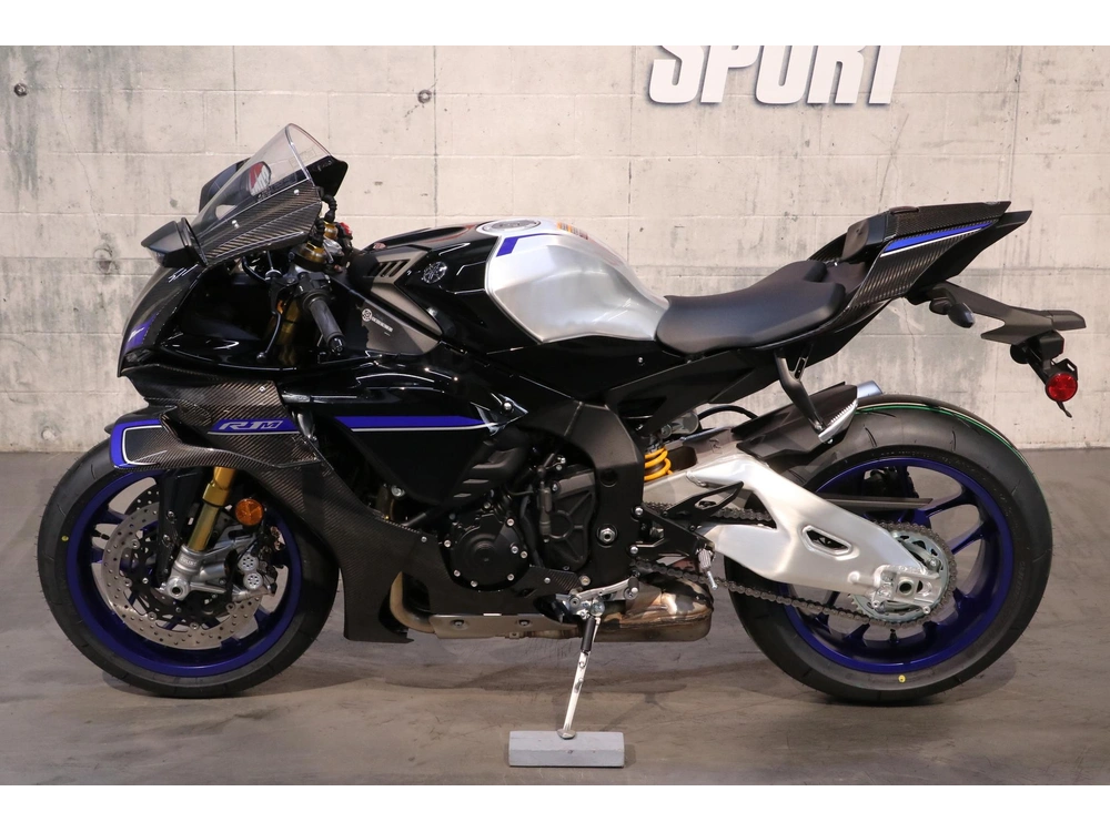 2026 Yamaha Yzf-r1m alt