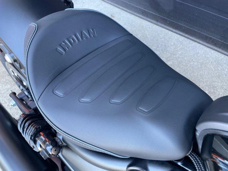 2026 Indian Motorcycle Scout 60 Bobber alt