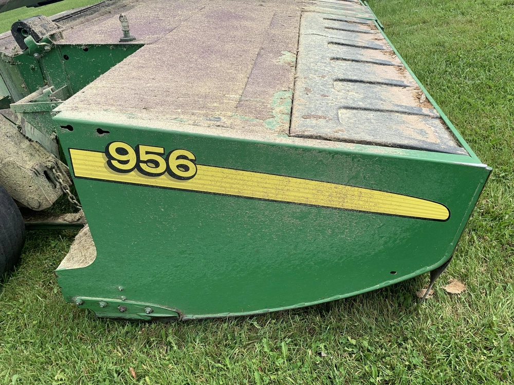 2015 John Deere 956 alt