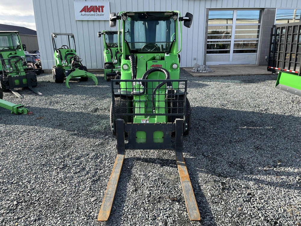 Avant M528 2023 alt