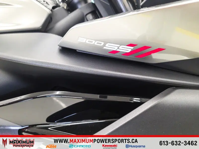 2026 CFMOTO 300 SS thumbnail 10