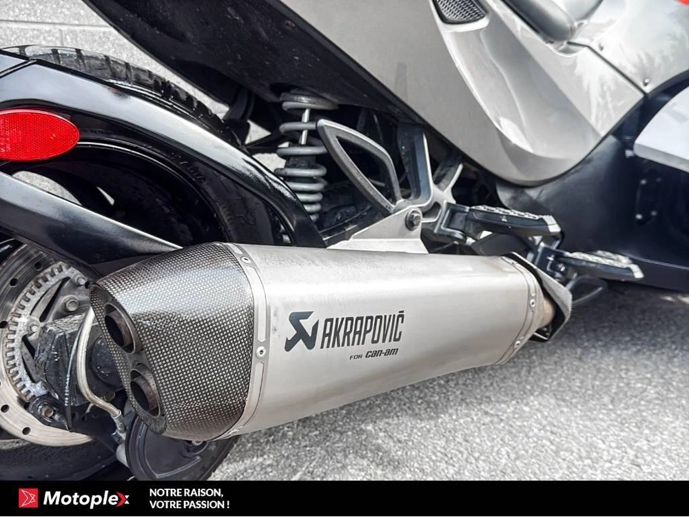 Can-am Spyder Rss Se5 Akrapovic 2011 alt