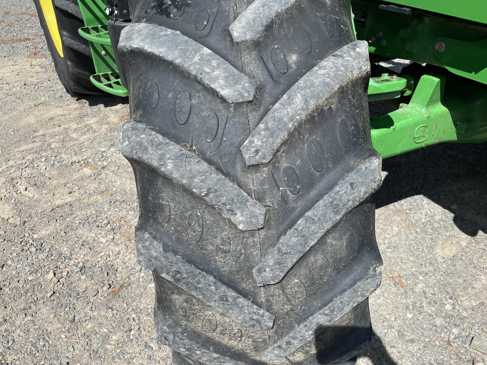 John Deere 6120m 2016 alt