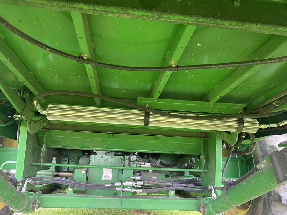 John Deere S660 2013 alt
