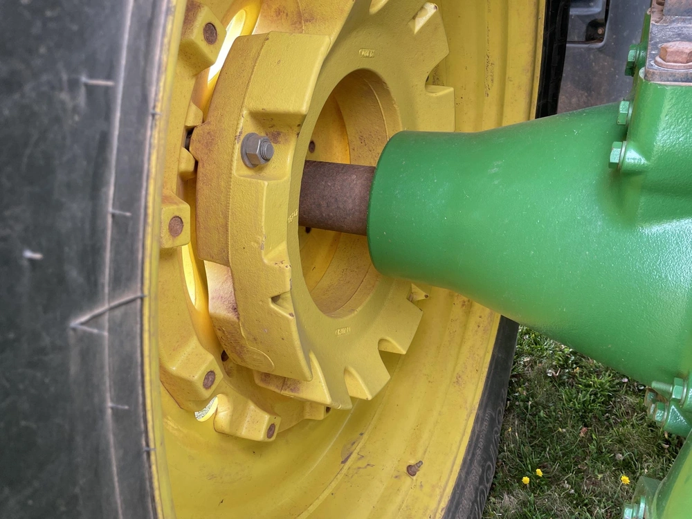 2014 John Deere 8295r alt