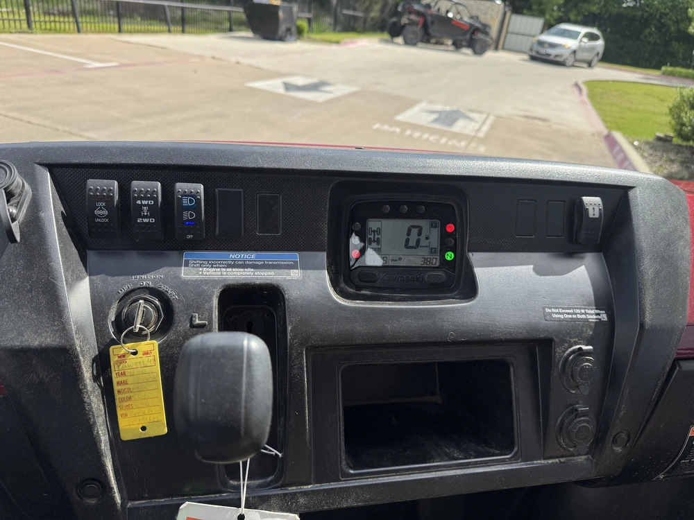 2026 Kawasaki Mule™ Pro-fxt™ 1000 Platinum Ranch Edition Platinum Ranch Edition alt