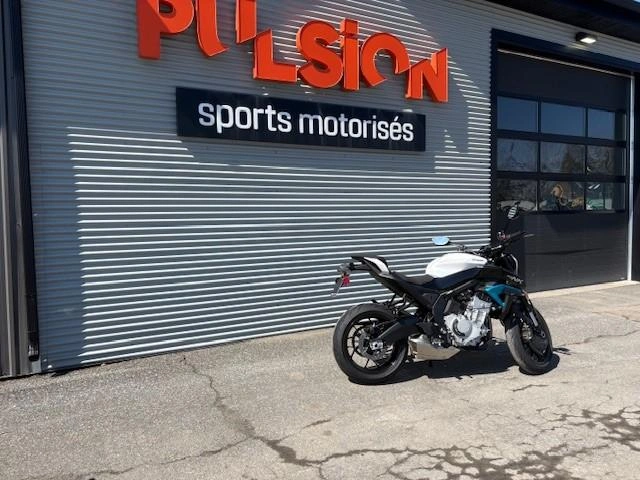 Cfmoto 675 Nk 2026 alt