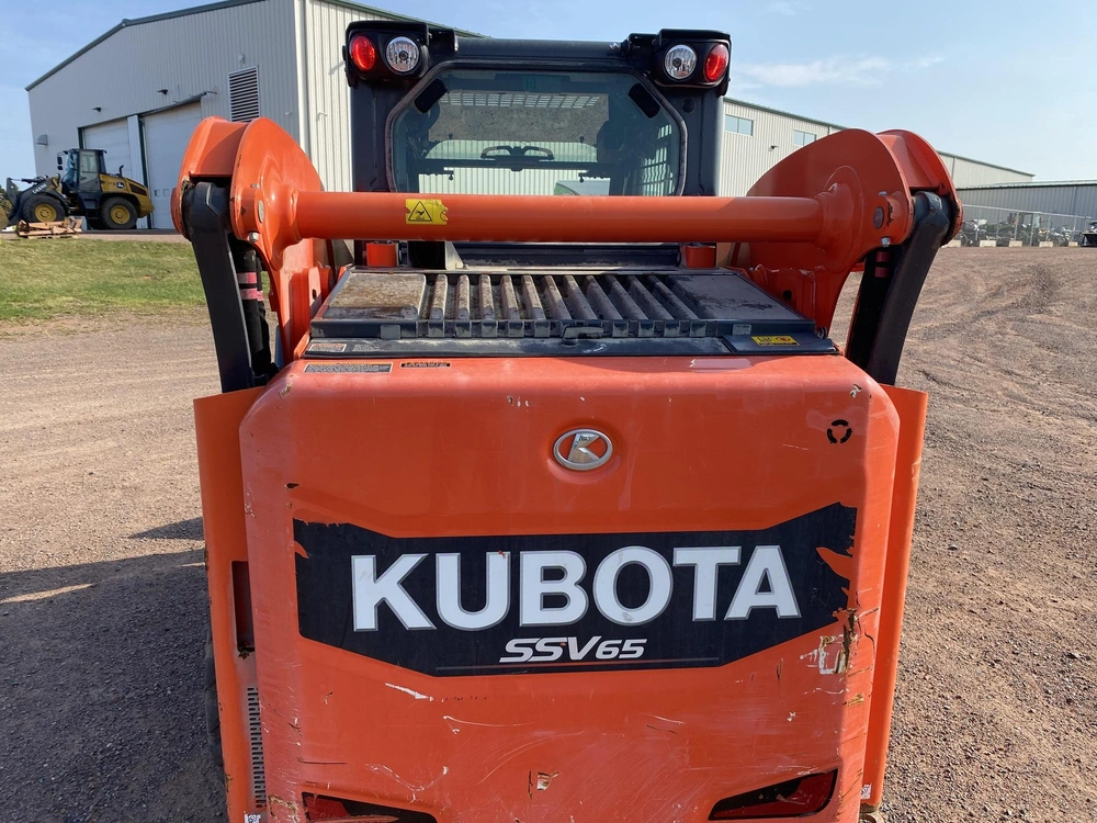 2020 Kubota Ssv65 alt