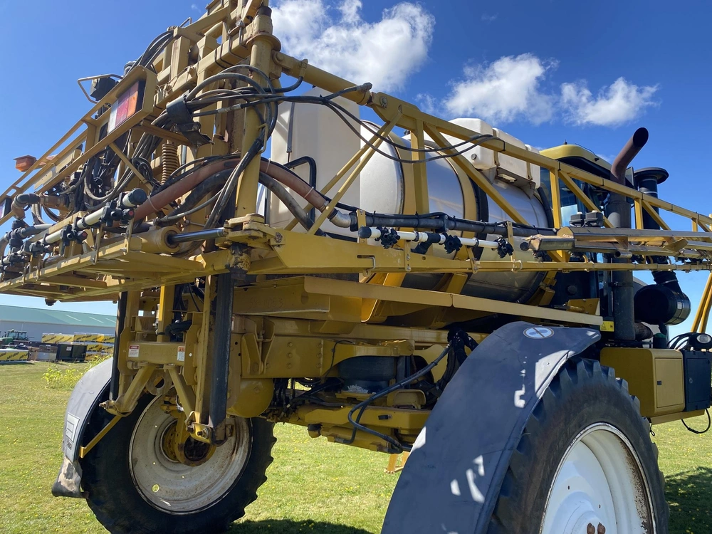 Rogator 1084 2009 alt