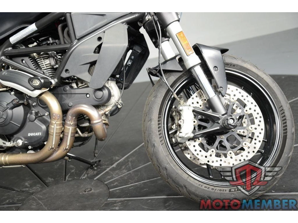 2018 Ducati Monster 797 Plus Dark Stealth alt