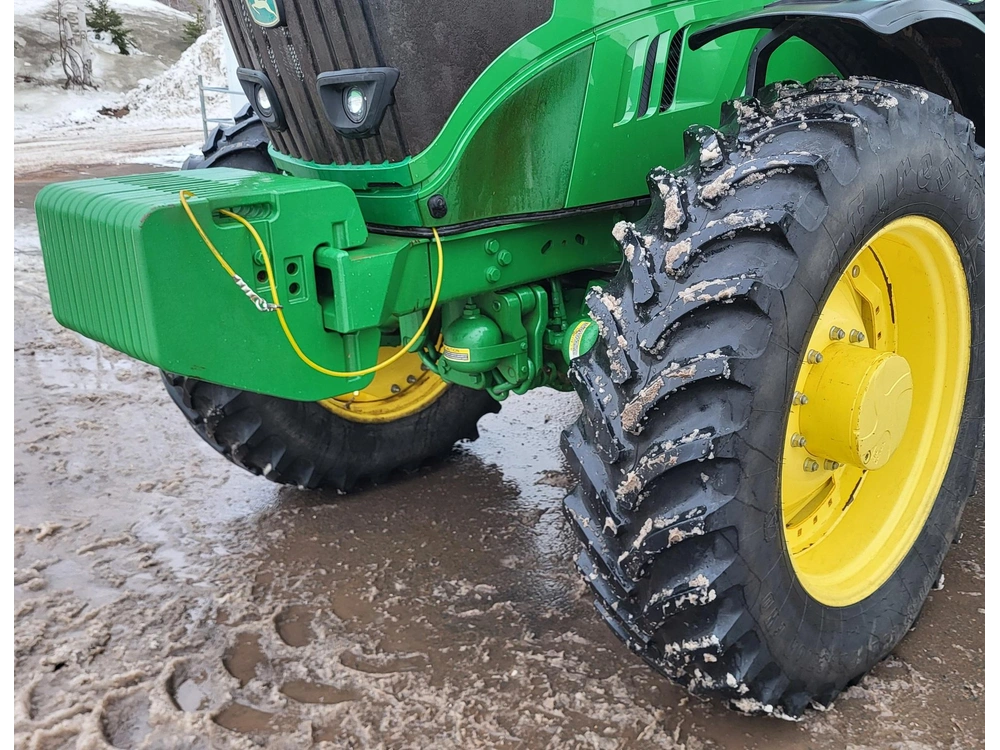 John Deere 6215r 2019 alt