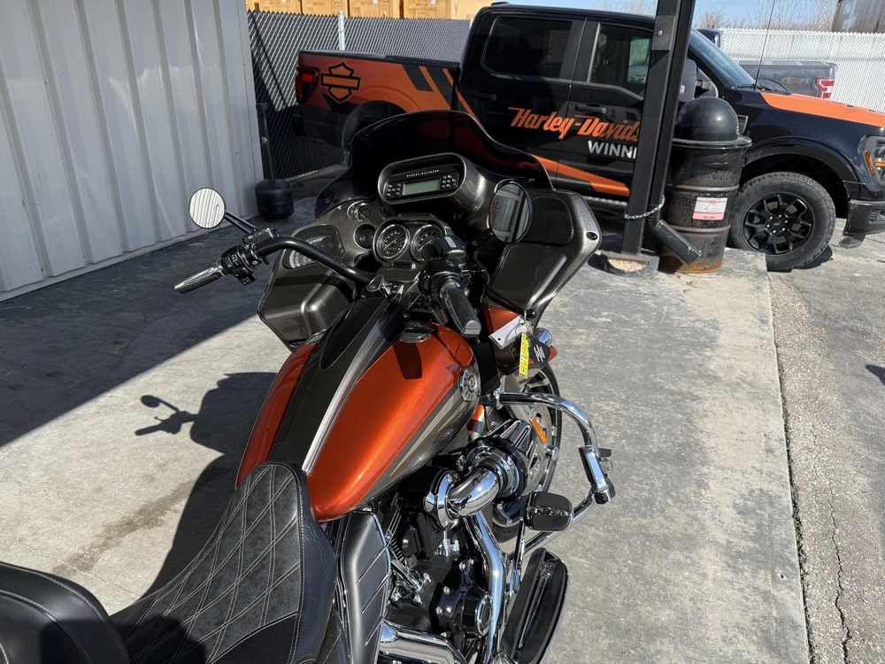 2013 Harley-davidson Fltrxse-screamin Eagle Road Glide C alt