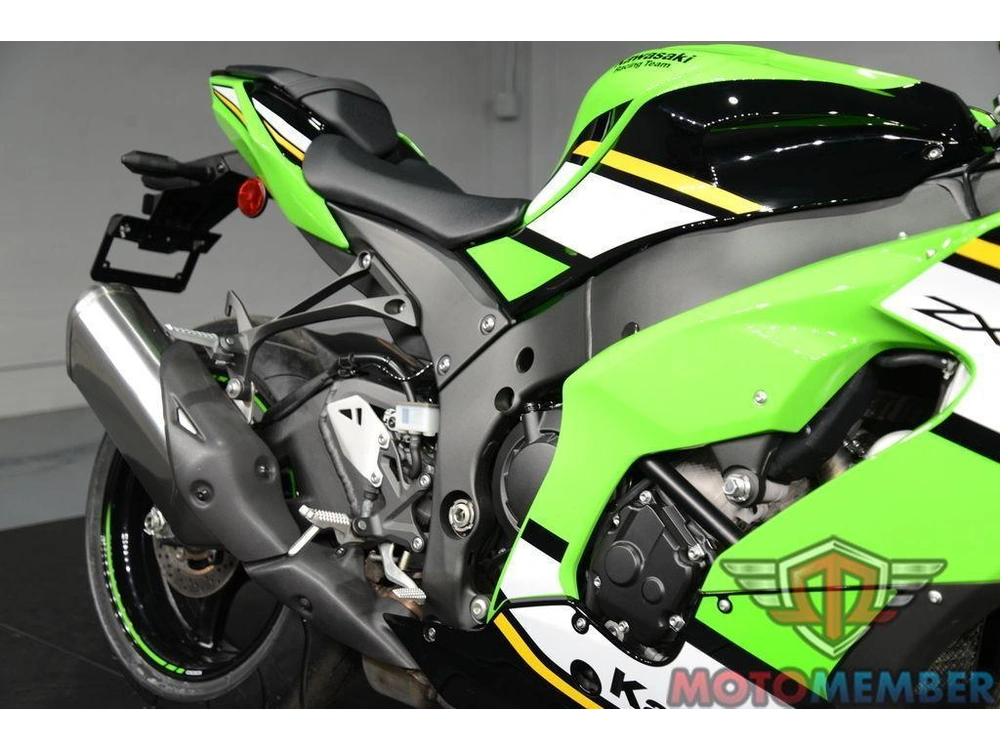 2025 Kawasaki Ninja® Zx™-10r Krt Edition Abs alt