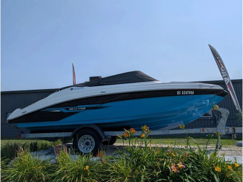 2021 Yamaha Sx195 Only 89 Hours! 250 Horsepower! 50 Mph + Super Clean! ! $56995 Plus Hst & Licensing. Finance For $124 Weekly With No Downpayment! Trades Welcome. alt