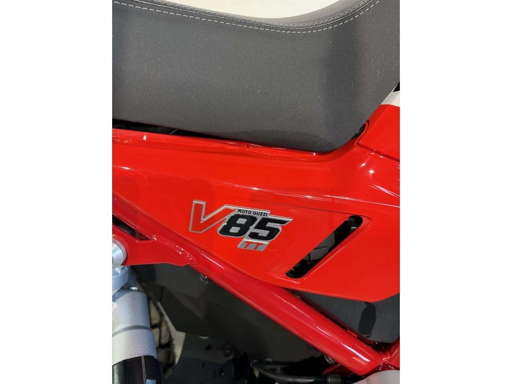 Moto Guzzi V85tt *2.99% / 60 Mois💳 2025 alt