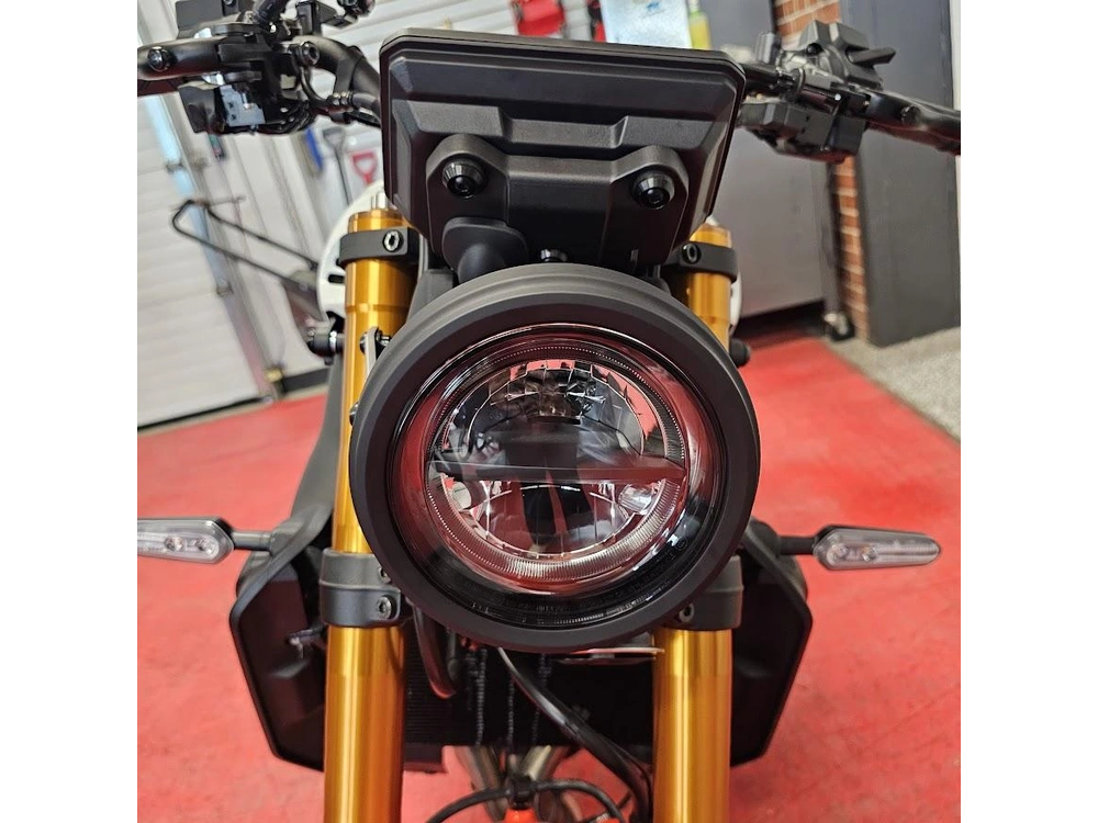 2026 Yamaha Xsr 900 alt