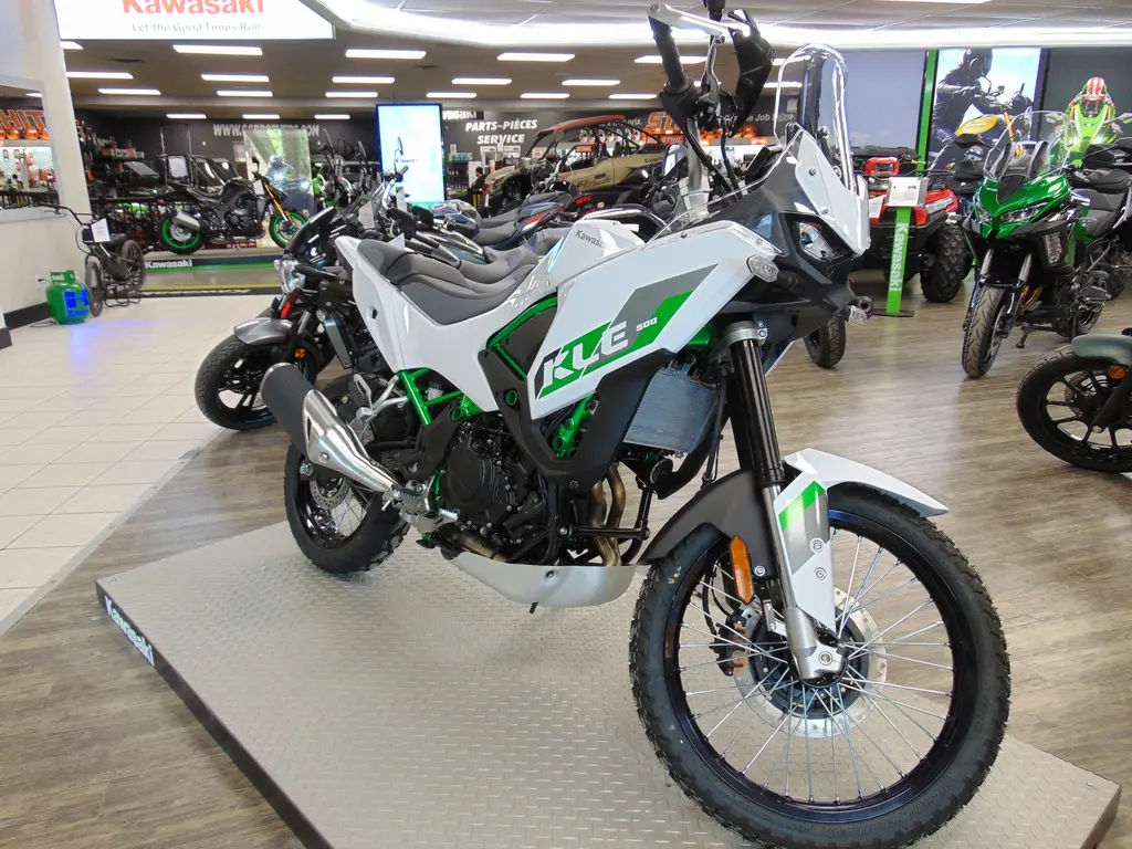2026 Kawasaki KLE 500 SE