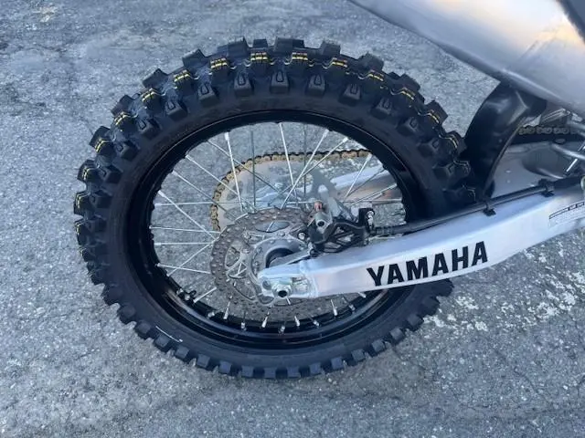 2026 Yamaha YZ450F 70E ANNIVERSAIRE MOTEUR 4 TEMPS thumbnail 7