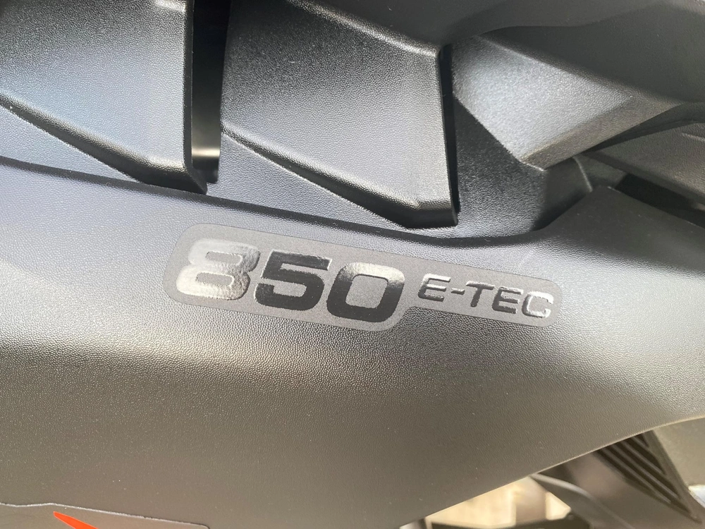 2025 Ski-doo Backcountry X 850 E-tec alt