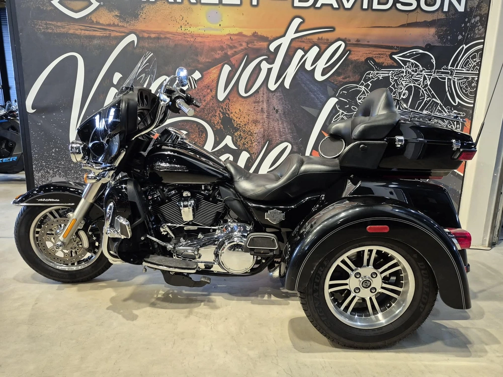 Harley-davidson Tri Glide Ultra Flhtcutg 2017 alt
