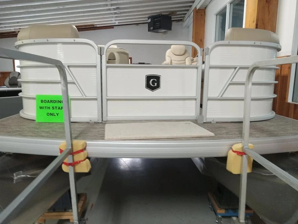 2023 Godfrey Marine 2086 Split Bench alt