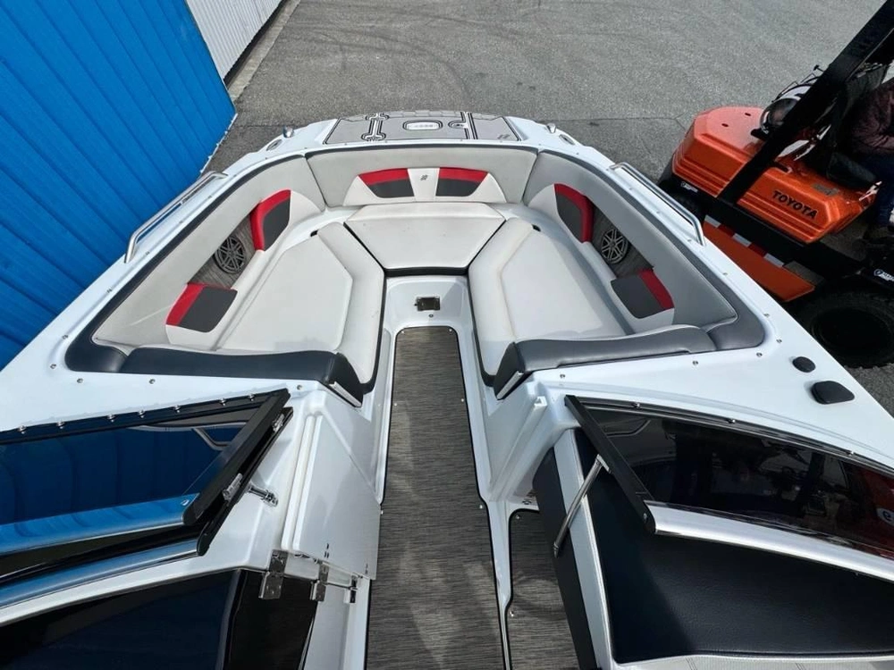 2020 Four Winns Hd220 Surf alt