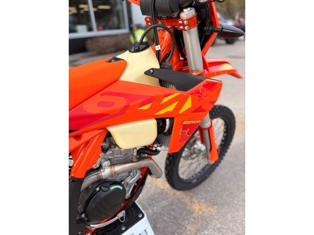 Ktm 500 Exc-f Six Days 2025 alt