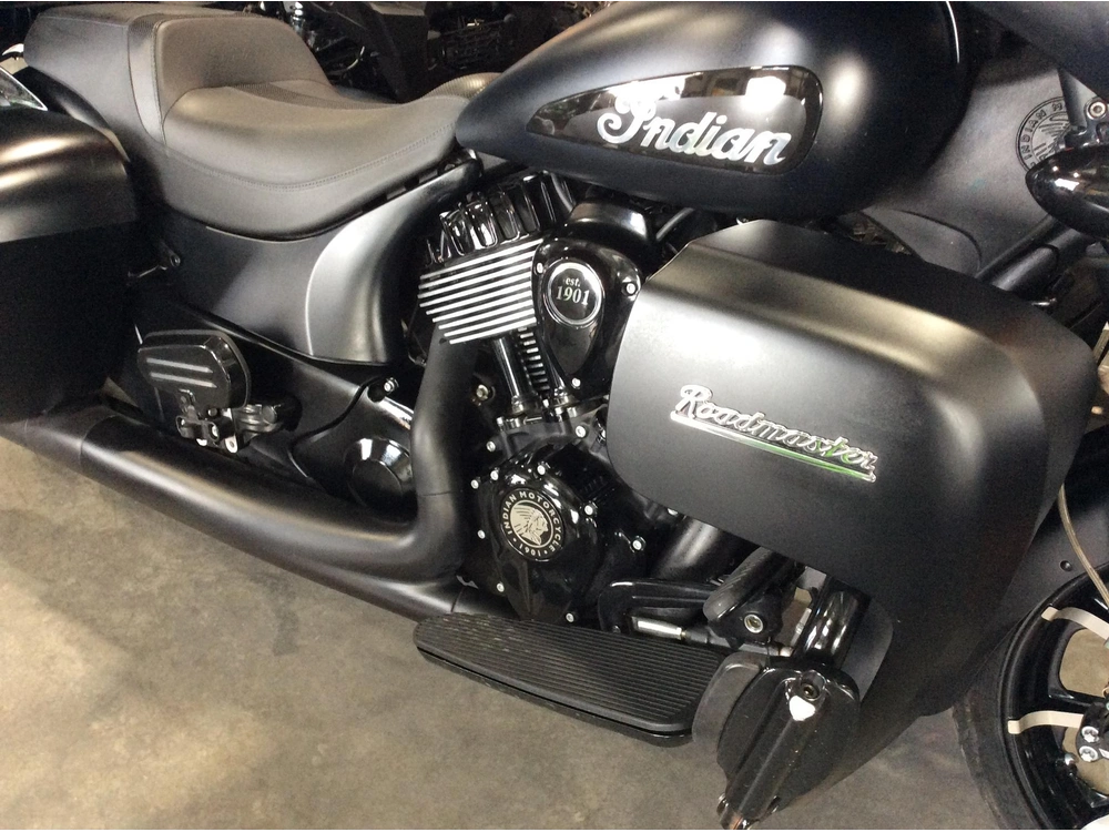 Indian Motorcycle Indian Roadmaster 2023 alt