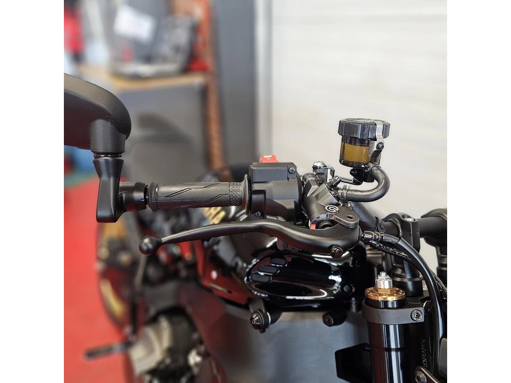 2026 Yamaha Xsr900 alt