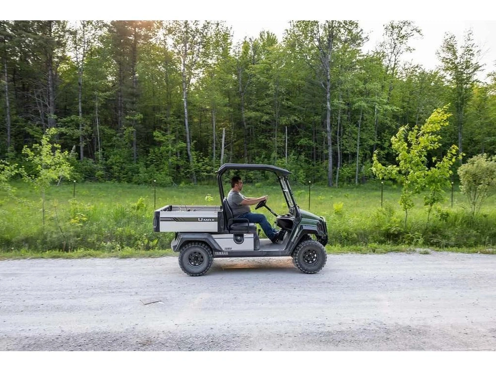 2025 Yamaha Umax Rally Glacier $17749 Includes Freight And Pdi - 0% Financing Available!! alt