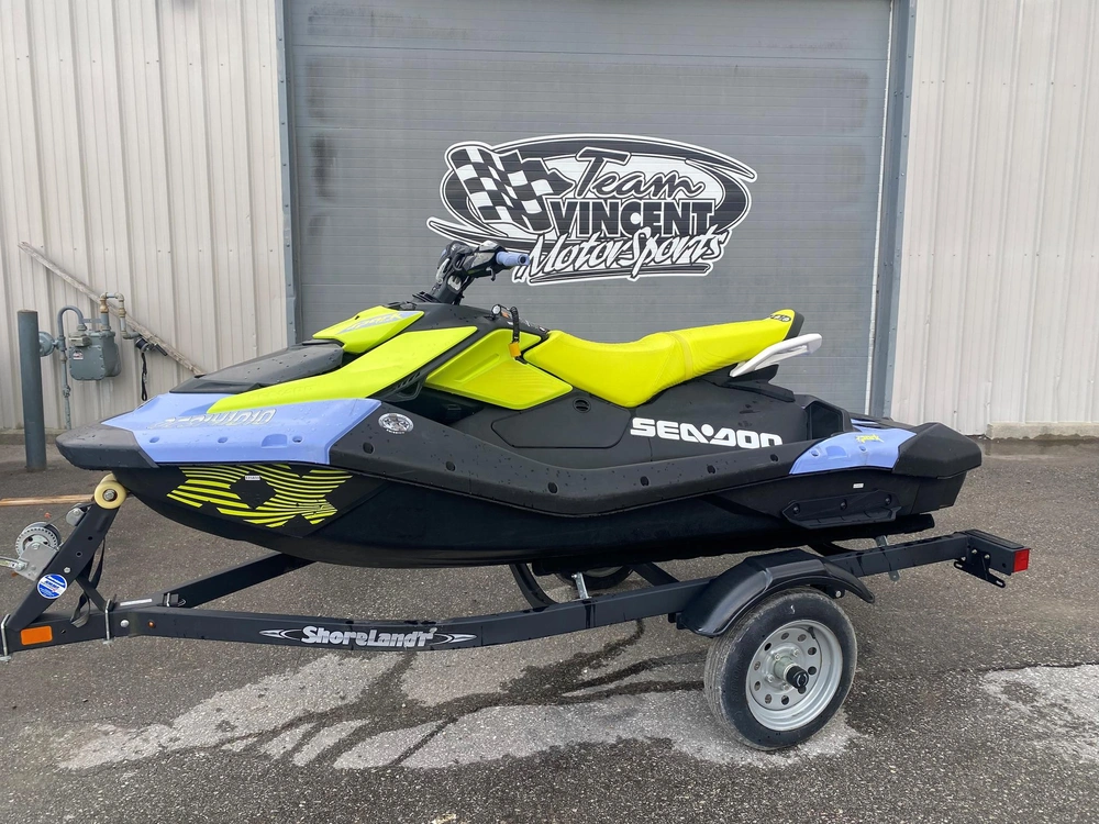 2024 Sea-doo/brp Spark Trixx 3-up alt
