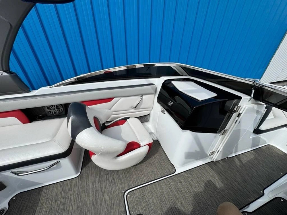 2020 Four Winns Hd220 Surf alt