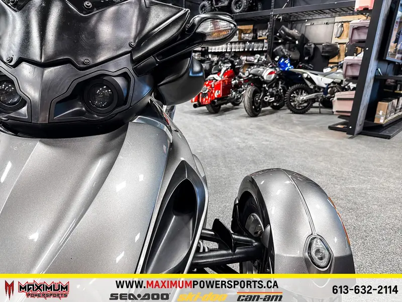 Can-Am SPYDER RSS SE5 2011