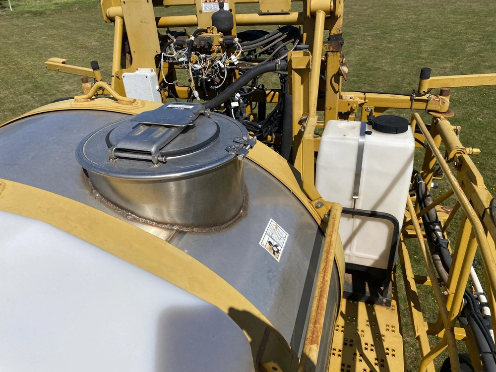 Rogator 1084 2009 alt