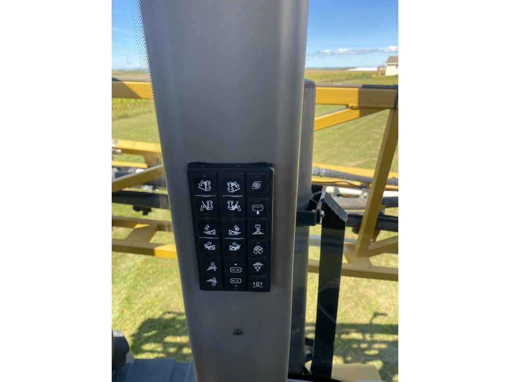 Rogator 1084 2009 alt