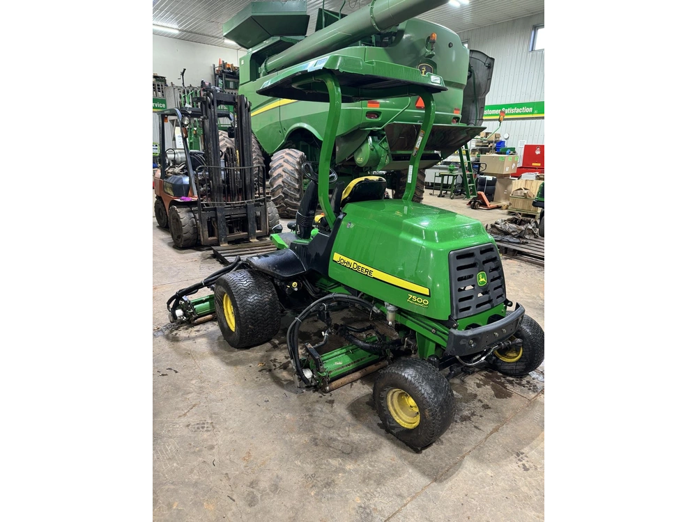 2009 John Deere 7500 alt