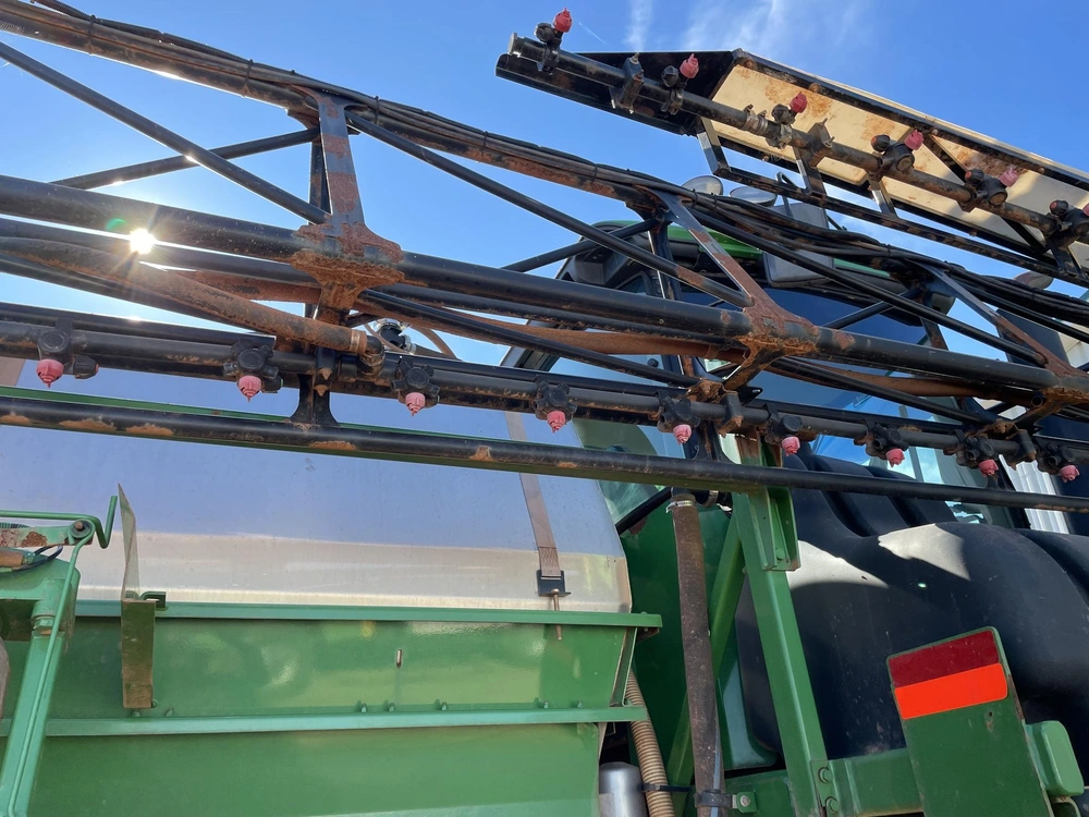2011 John Deere 4730 alt