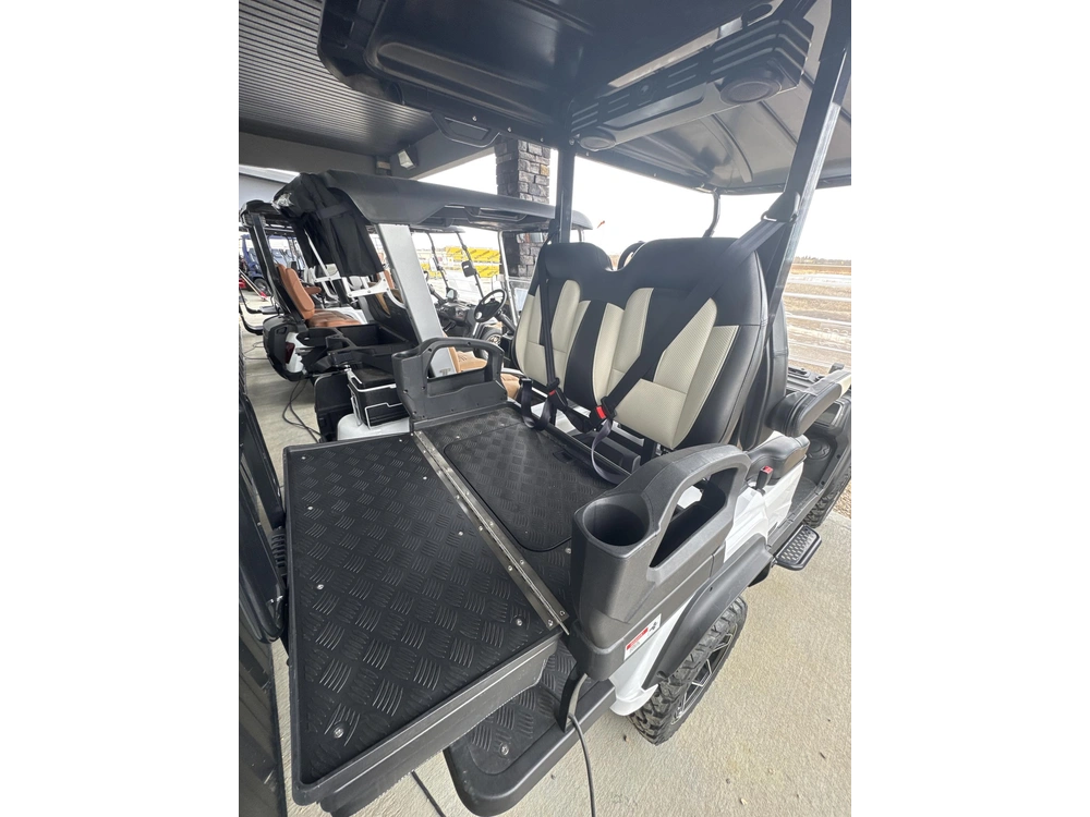 2026 Hdk D5 Ranger 2+2 White Mineral alt