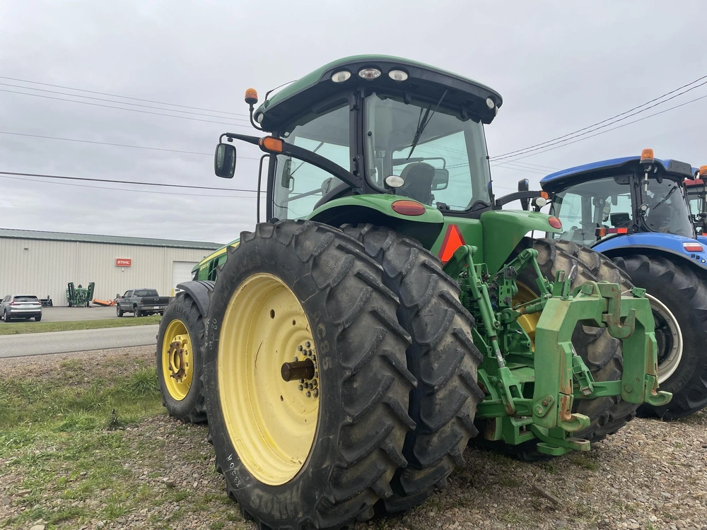 2014 John Deere 8320r alt