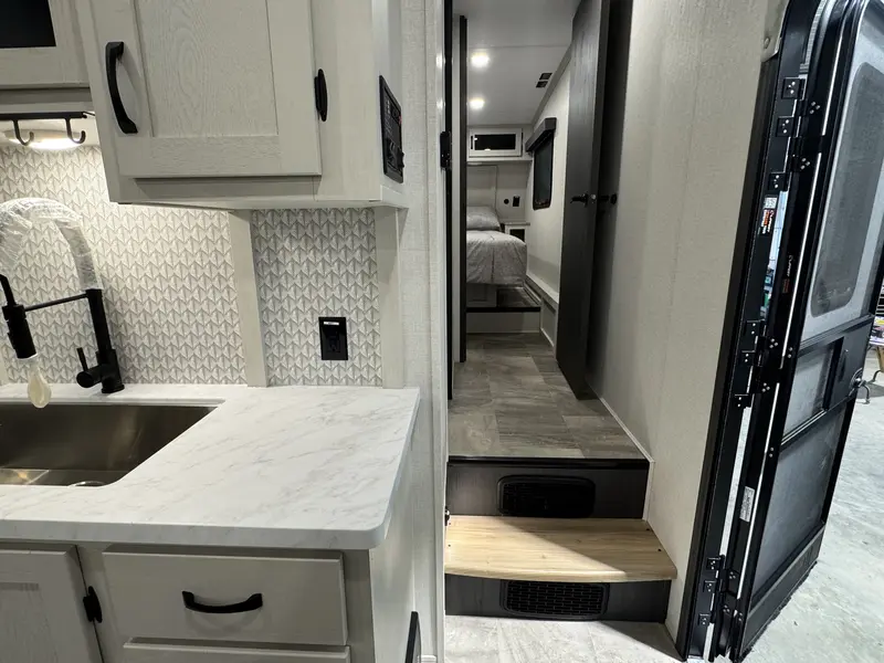 Coachmen Chaparral 27BAR 2026