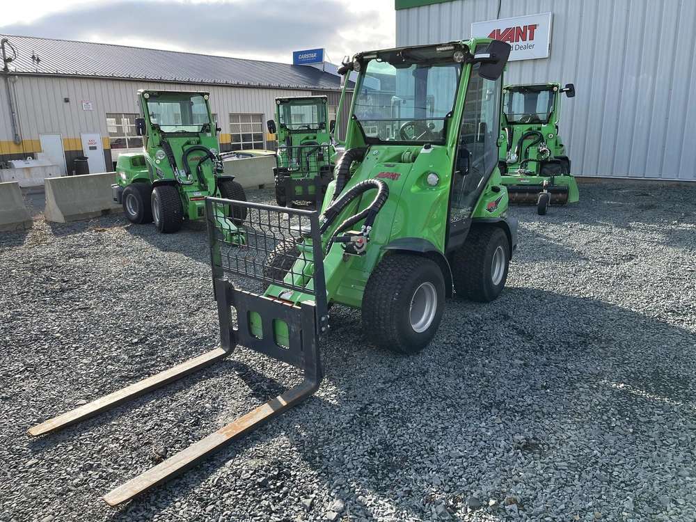 Avant M528 2023 alt